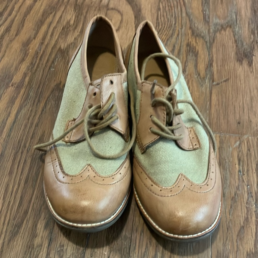 Gianni Bini Tan and Green Oxford Wingtips